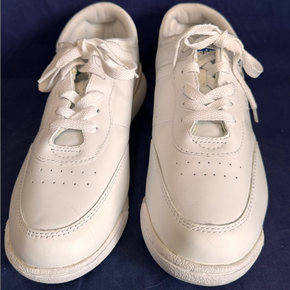 Propet White Shoes Mens 10 B (Narrow) or Womens 11 Medium Lifewalker W3804